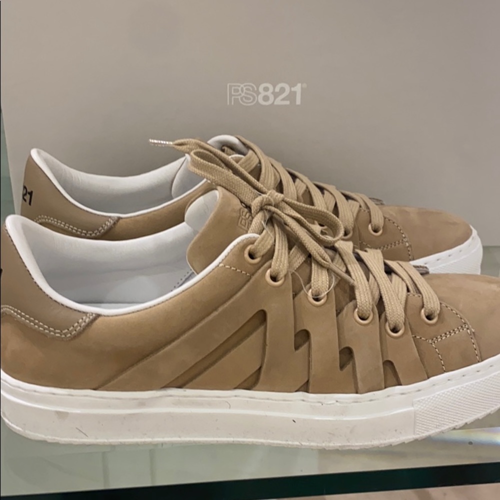 Luxury men’s sneakers